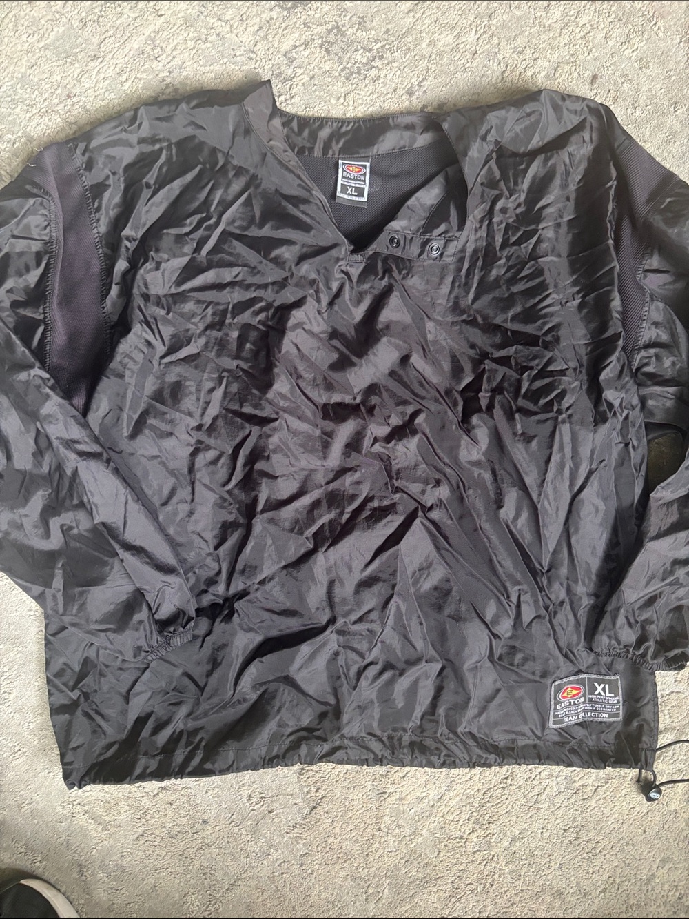 VINTAGE Easton Black Pullover Windbreaker Jacket